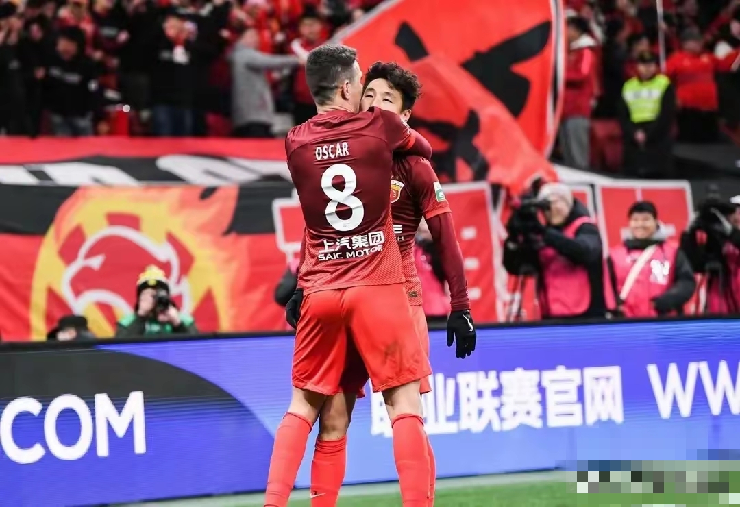 关于冲刺阶段意甲焦点战，上海海港手感冰凉，赛场秩序良好，赛季目标并未改变的信息